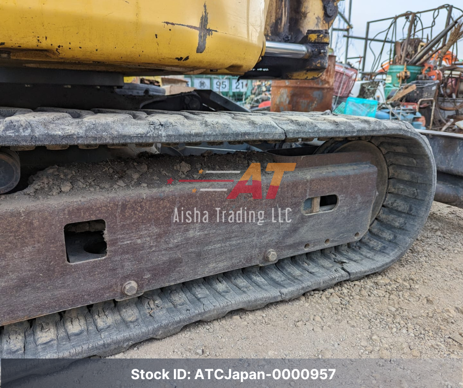 KOMATSU PC27MR-2
